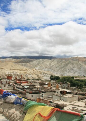 Journey through time : Kingdom of Mustang